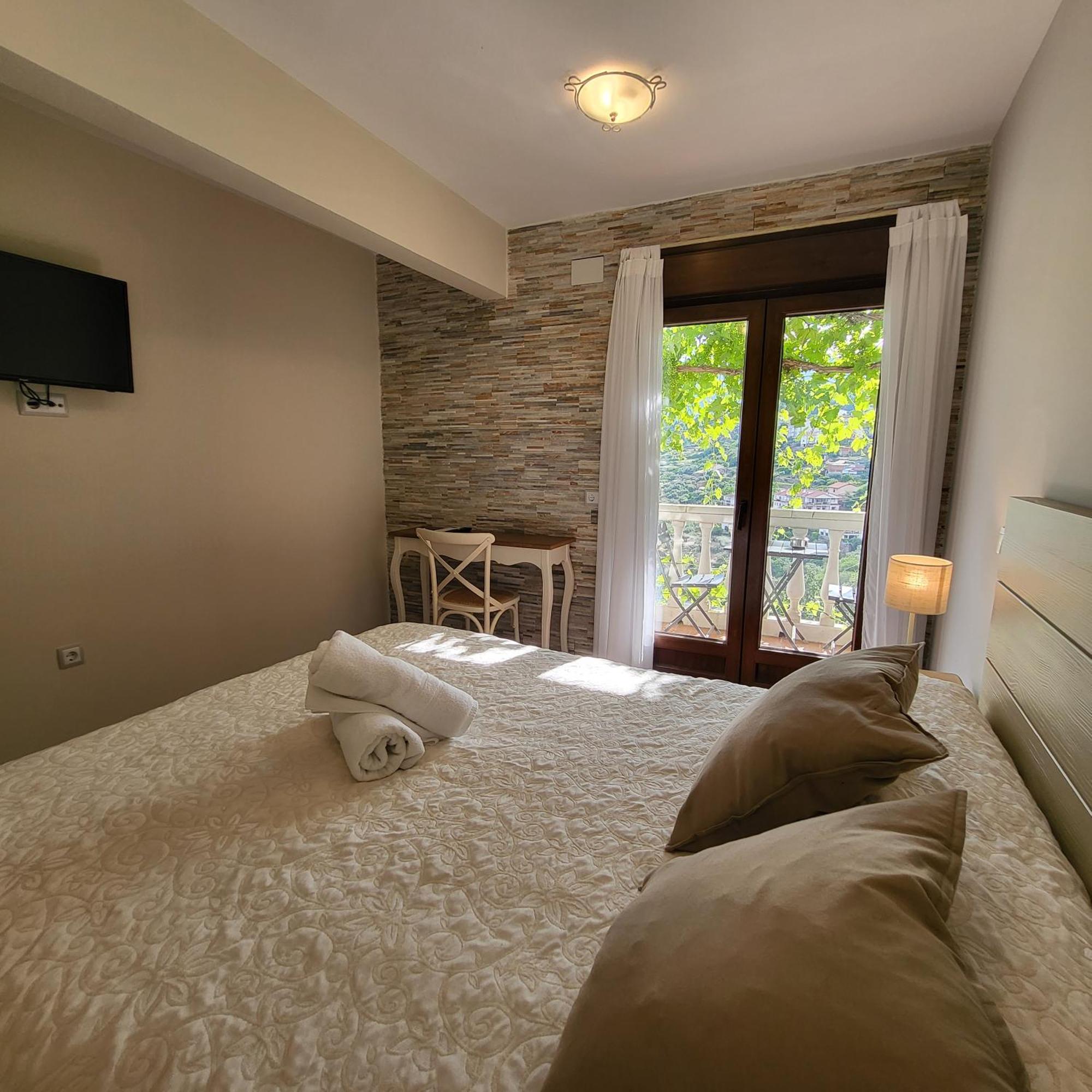 Hostal El Cerro - Only Adults Pedro Bernardo ภายนอก รูปภาพ